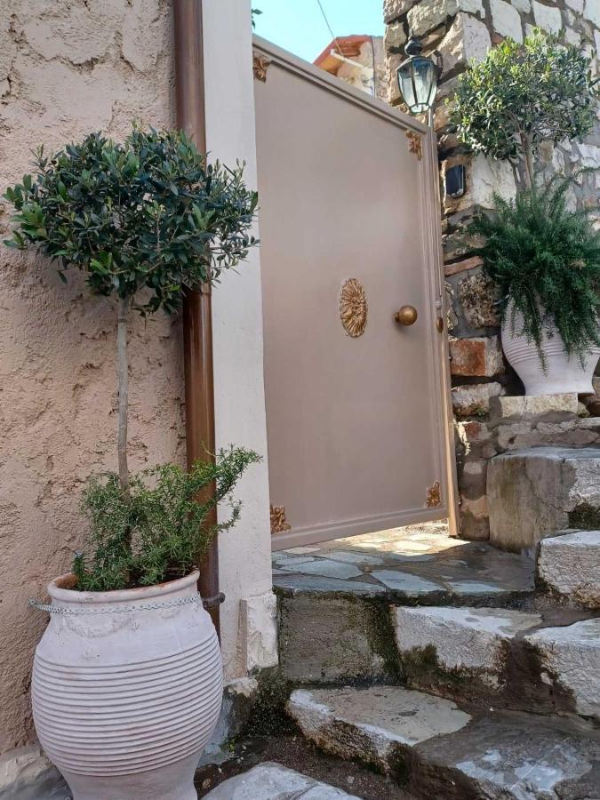 1571_ Suites A2 Nafpaktos Exteriör bild